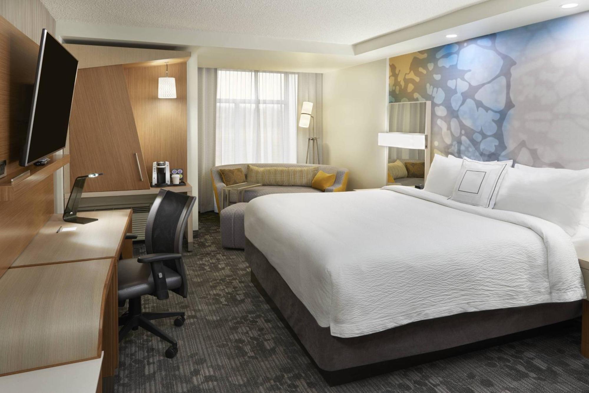 Courtyard By Marriott Oshawa Hotel Ngoại thất bức ảnh